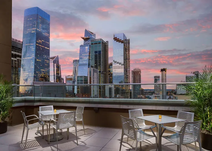 Doubletree By Hilton New York Times Square South